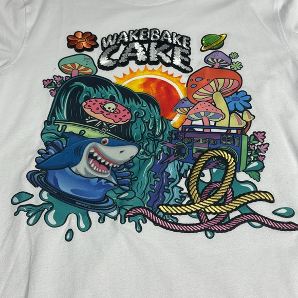 NWT Men’s Wedding Cake white/ multi color graphic tshirt size medium - Picture 2 of 10